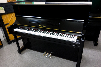 ヤマハ　YAMAHA　YU1S中古ピアノ